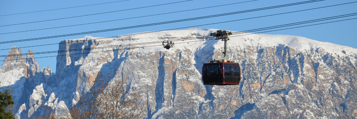 Rittner cable car and mountains